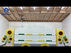 Wykorzystuje się urządzenia do skoków konnych